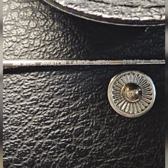 Ray-Ban Silver Aviator Sunglasses - Picture 2 of 10